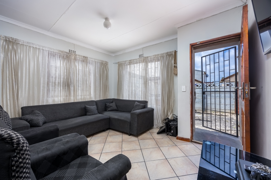 3 Bedroom Property for Sale in Highbury Western Cape